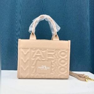 New Marc Jacobs The Tote Bag Monogram Tan/Beige/Cream/Nude Medium Purse Handbag